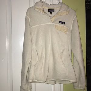 White/cream Patagonia. Snap-T fleece pull over